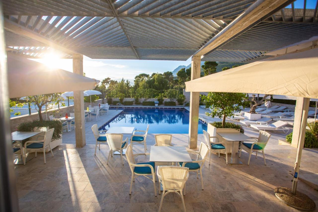 Poseidon Mobile Home Resort Makarska Exterior photo