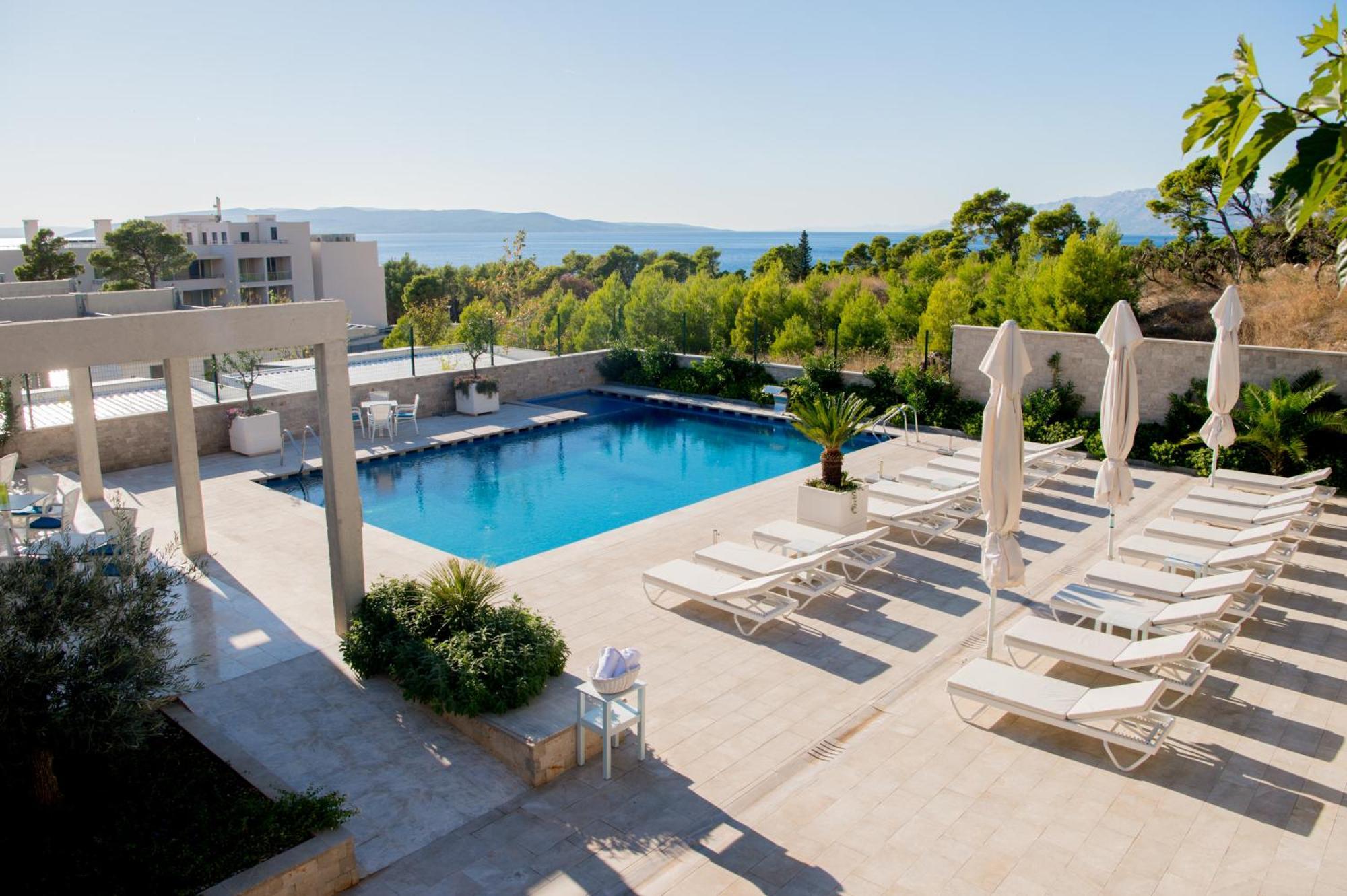 Poseidon Mobile Home Resort Makarska Exterior photo