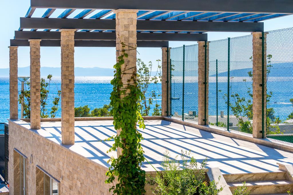 Poseidon Mobile Home Resort Makarska Exterior photo