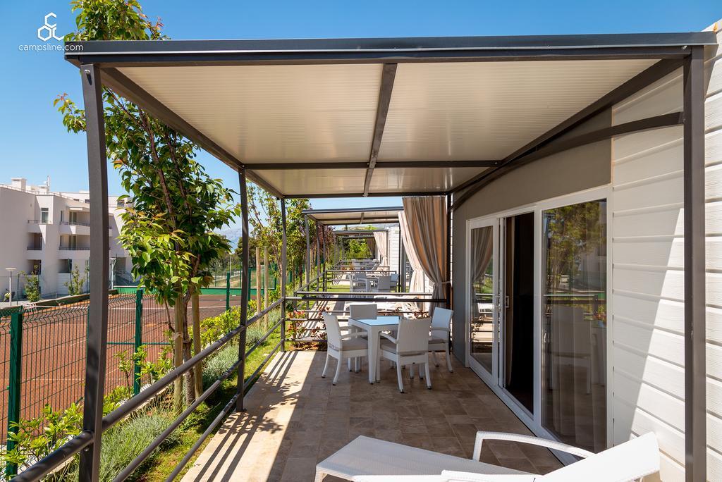 Poseidon Mobile Home Resort Makarska Exterior photo